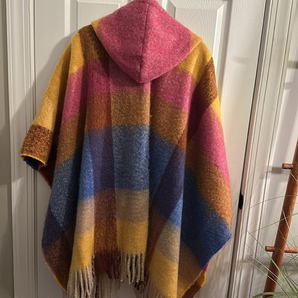Lane Bryant Relaxed Open-Front Hooded Poncho, One Size in Buffalo Check. NWOT - Picture 3 of 16